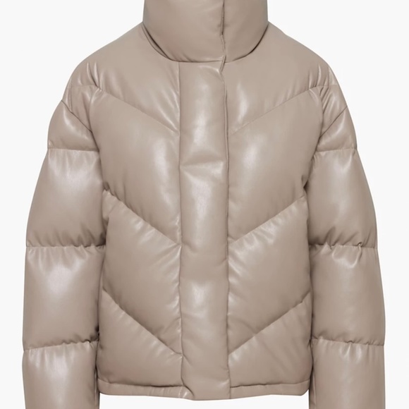 Aritzia Wilfred The Cloud Puff (s) Vegan Leather Puffer - Picture 4 of 11